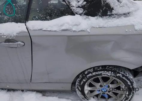 2011 BMW 128I z USA, uszkodzony, nr VIN WBAUN1C55BVH83371